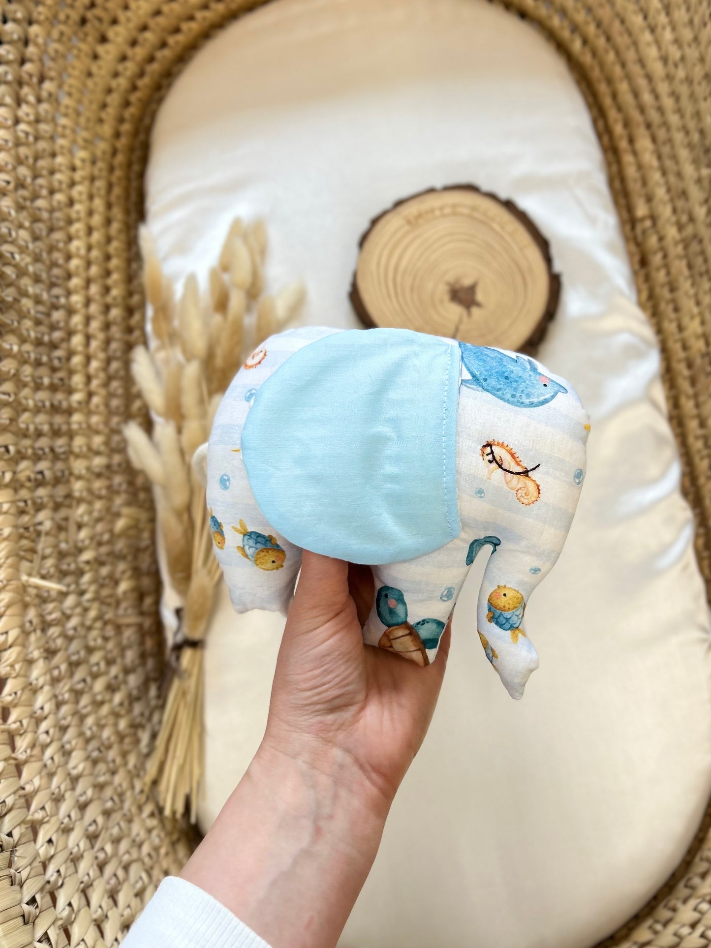 Jucărie senzorială bebeluș – Elefant „Animalele marine” handmade